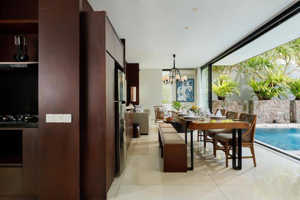Villa 319