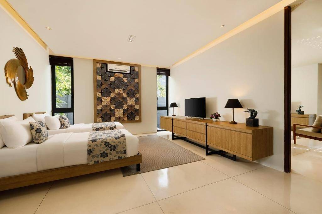 Villa 319