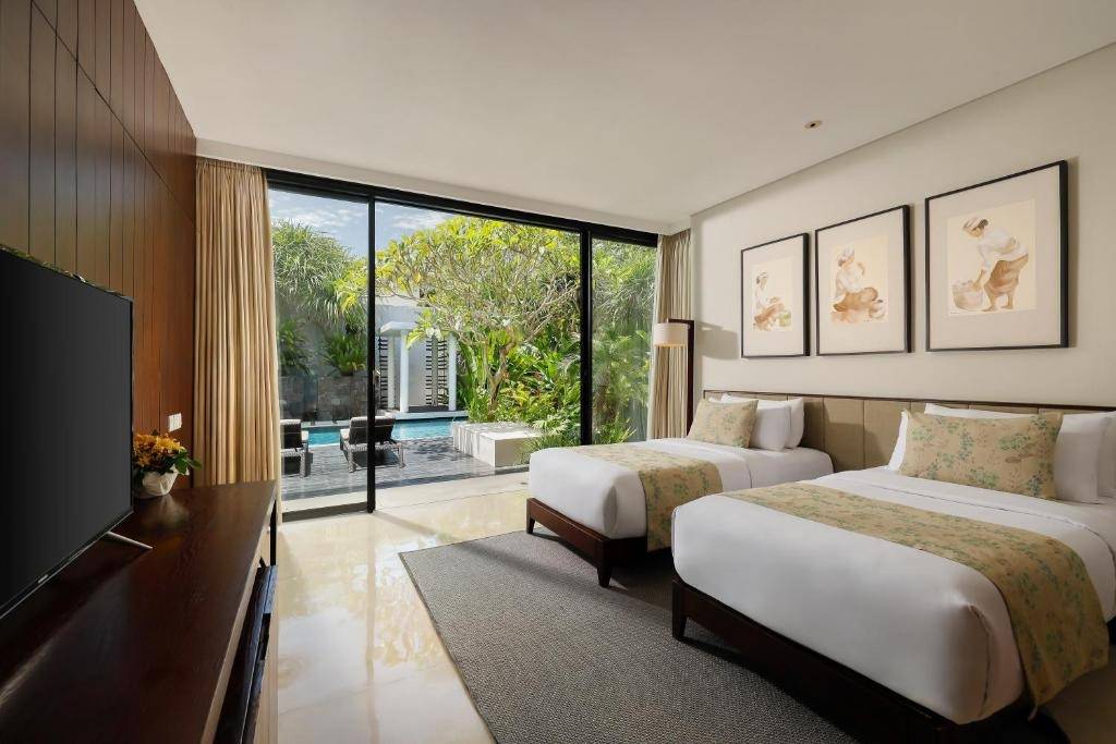Villa 319