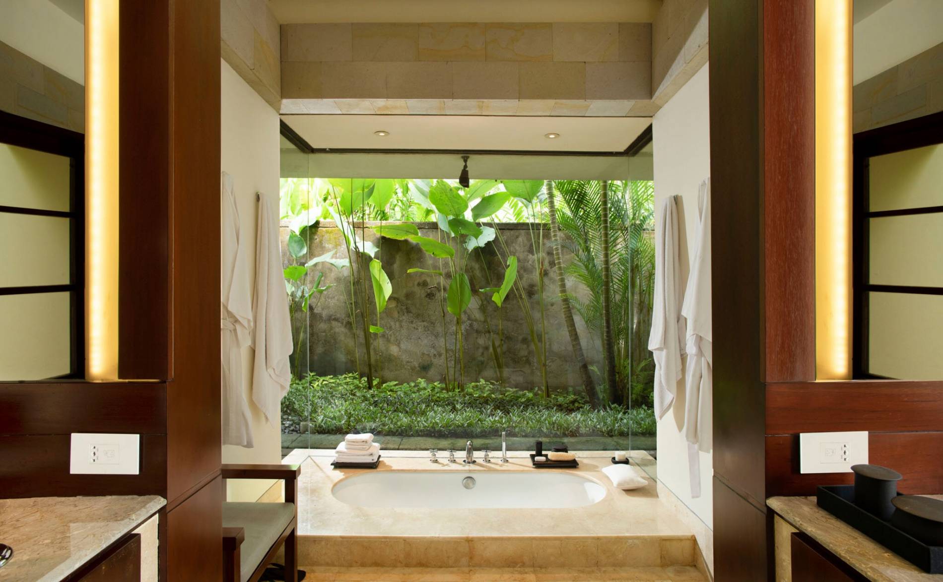 Villa 303