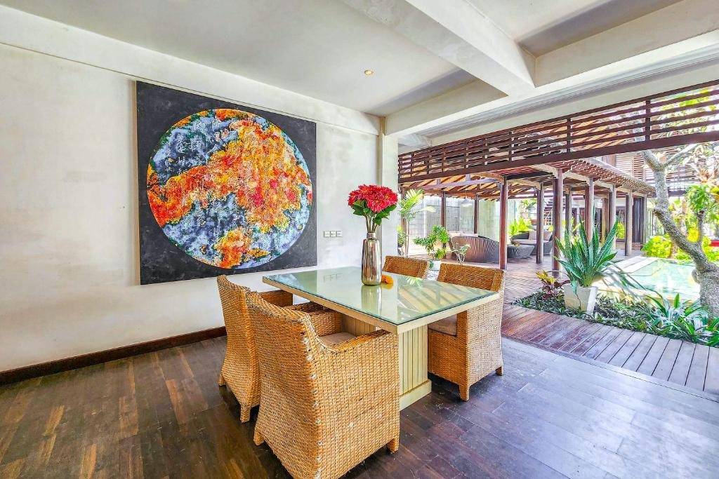 Villa 330