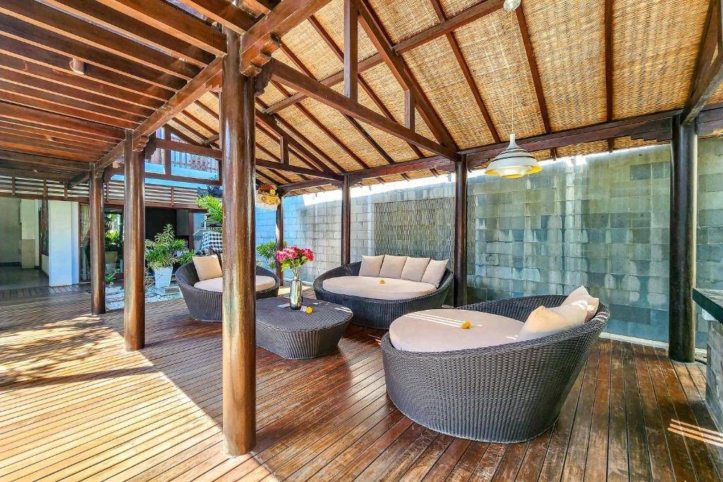 Villa 330