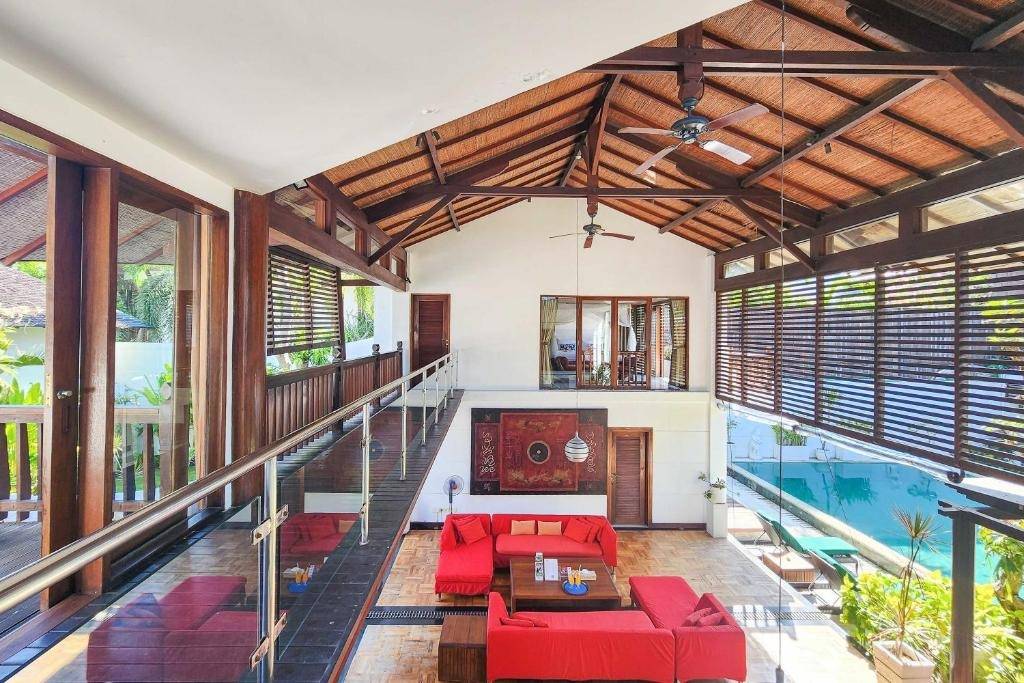 Villa 330