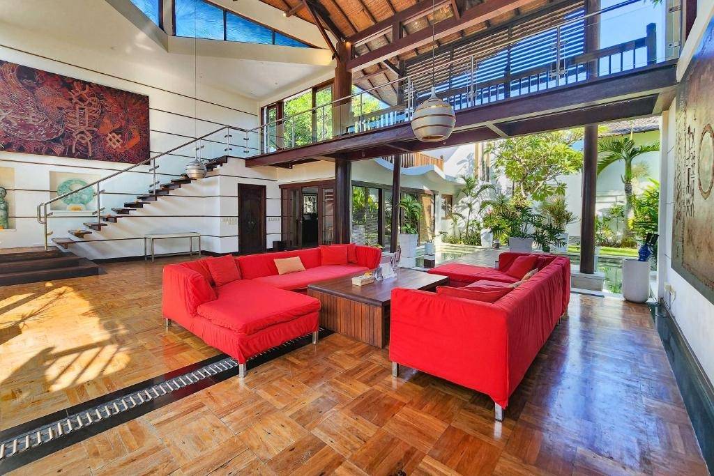 Villa 330