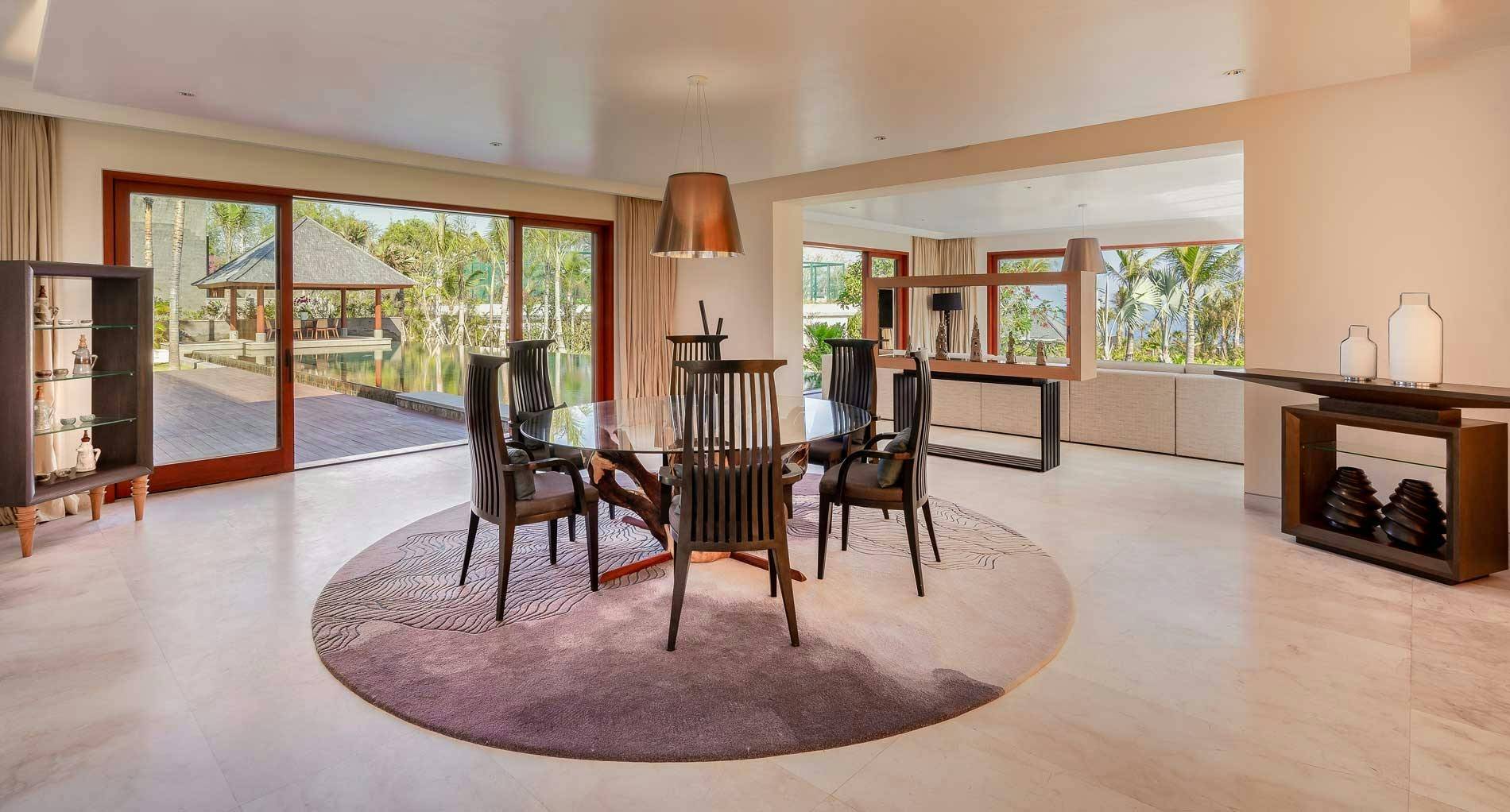 Villa 370