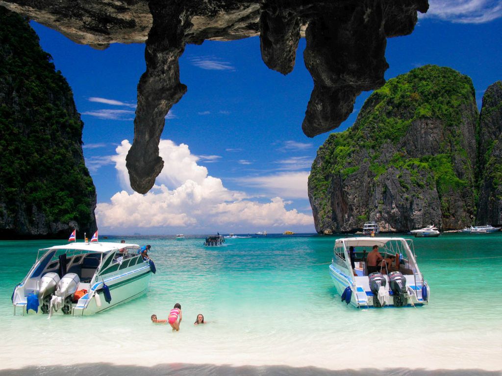 Bamboo Island, Island hoping by VIlla Getaways
