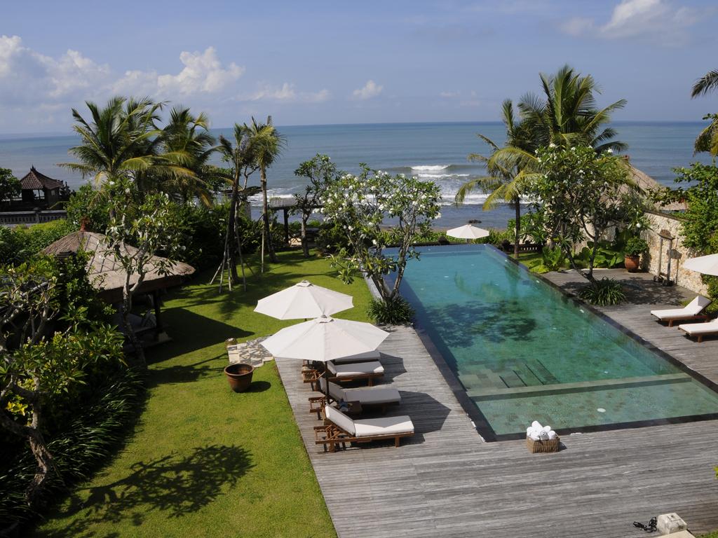 beachfront villa canggu bali